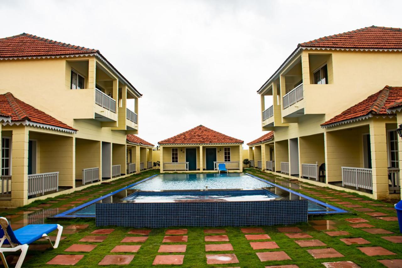 The Village Resort Mundra ภายนอก รูปภาพ